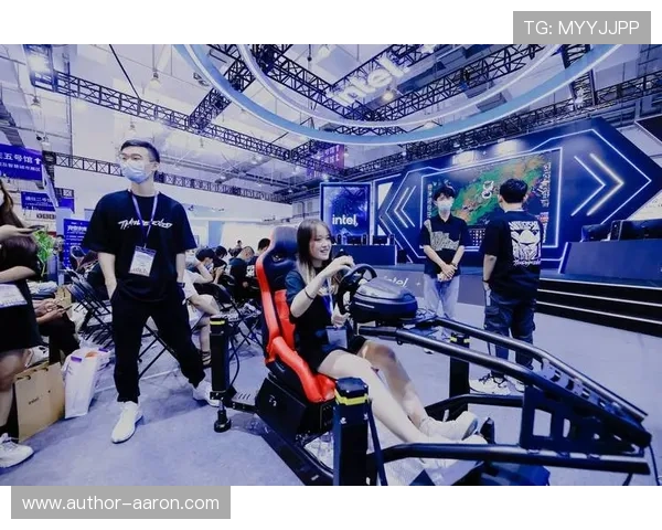 PA电竞真人带你体验最真实的电竞比赛场景感受